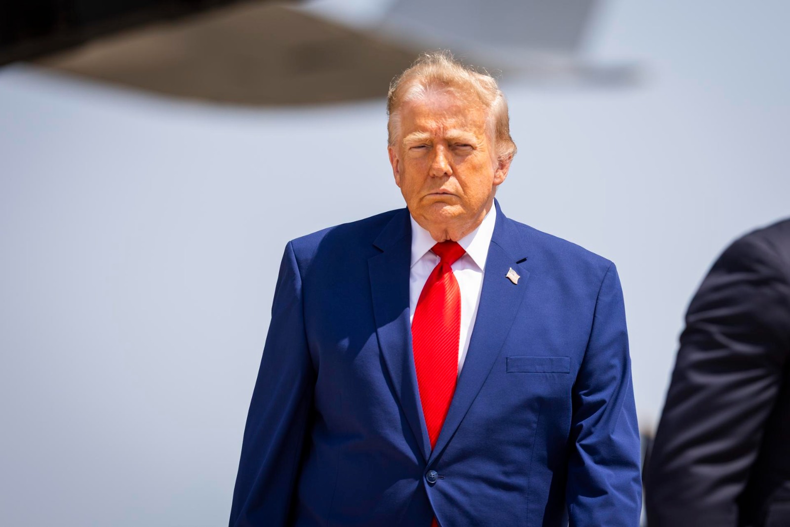 Trump recibió con honores los restos de los cuatro militares muertos en Jordania e Irak
