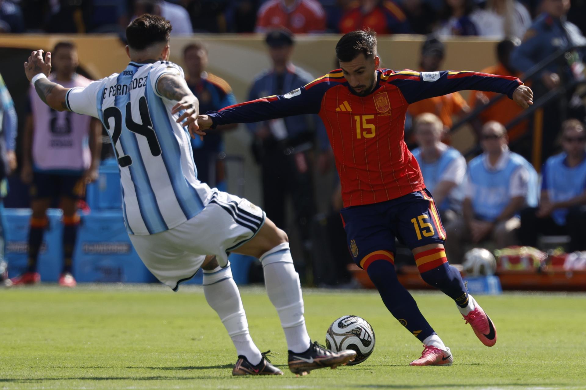 Álex Baena, histórico: Es el primer jugador en ganar Eurocopa, Juegos Olímpicos y Mundial de forma consecutiva