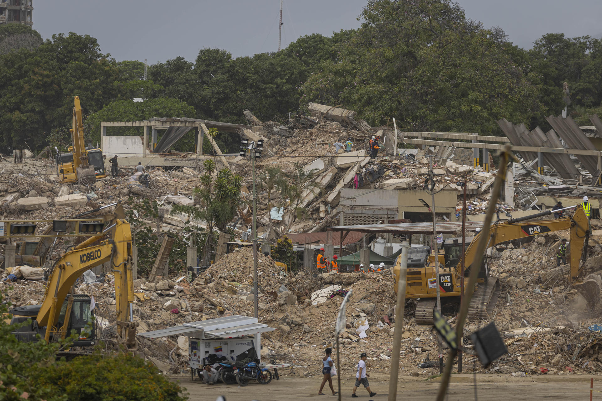 Senamecf convoca a familiares de niños desaparecidos a identificar 38 cuerpos en La Guaira