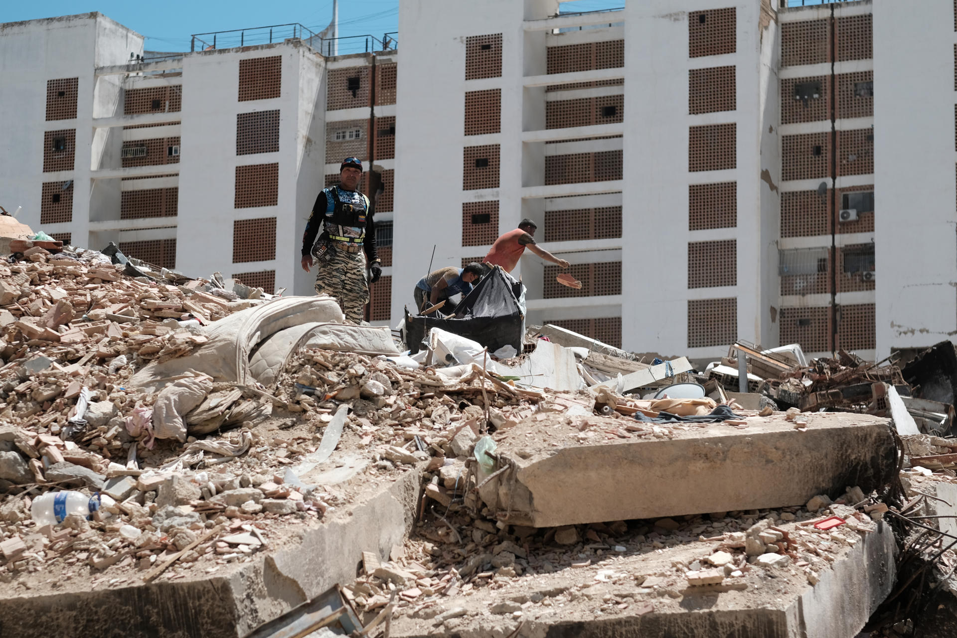 "Los encontraron abrazados": el doloroso relato de la familia de los gemelos hallados sin vida en La Guaira