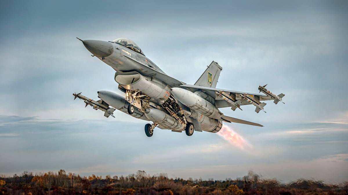 EEUU confirma el primer derribo de un caza ruso desde el aire por un F-16 de Ucrania