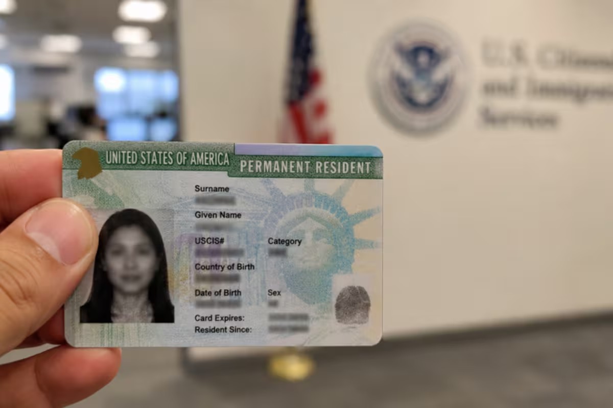 El Uscis evaluará más factores en ciertas solicitudes de green card desde esta fecha