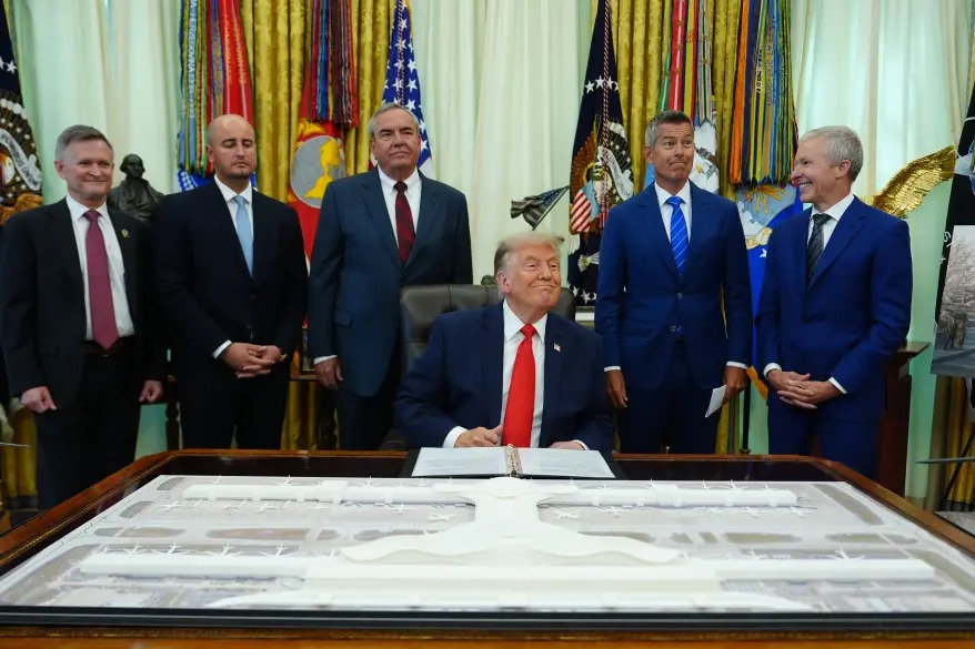 Trump quiere borrar el "Star Wars" de Dulles con una obra de 22.500 millones de dólares