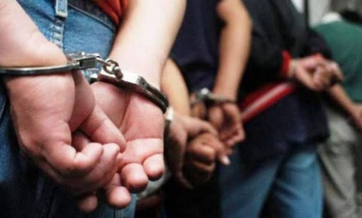 Nueve venezolanos liderados por madre e hijo se declaran culpables de red de trata en EEUU