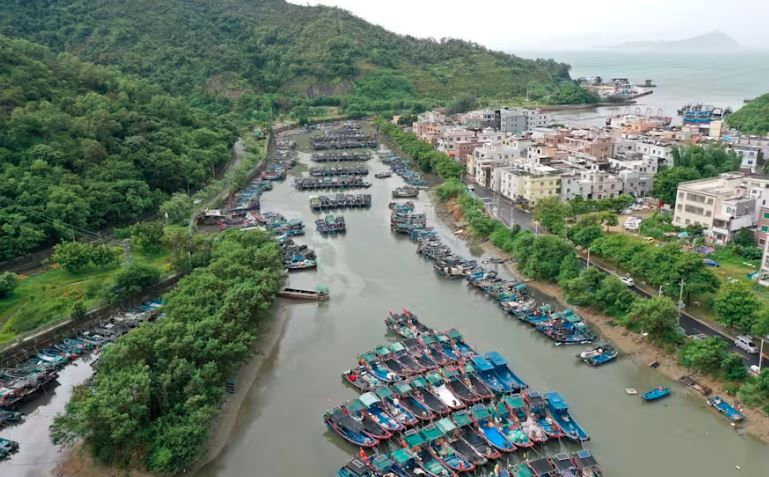 Tifón Noul mantiene a China en emergencia: crecidas de ríos, lluvias intensas y riesgos por inundaciones