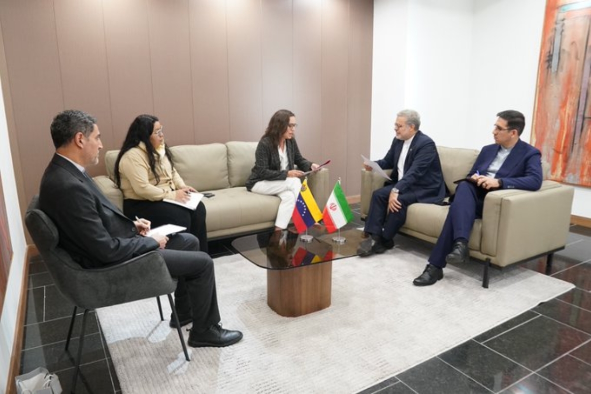 ¿Se acabó el amor? El régimen de Delcy dejó a Irán con la mano estirada tras este inesperado reclamo