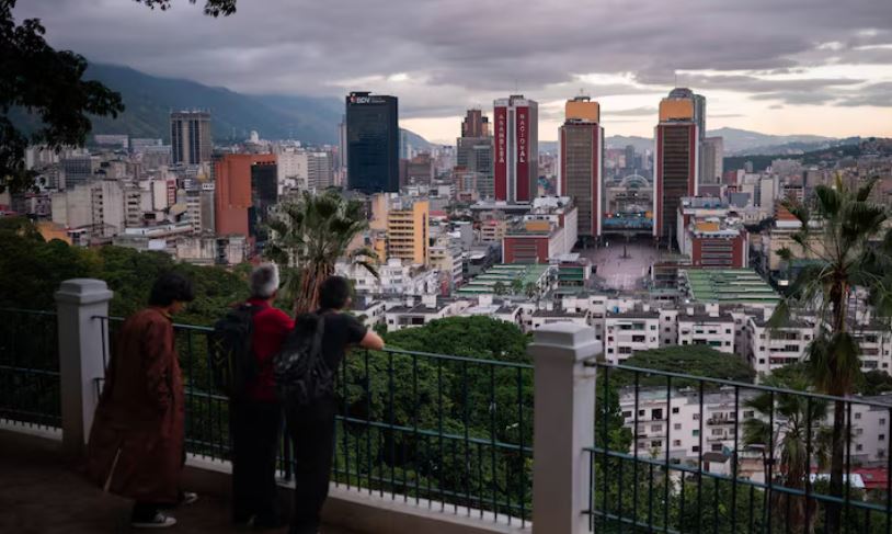 Bloomberg : Grupo de acreedores venezolanos se expande antes de la reestructuración de la deuda