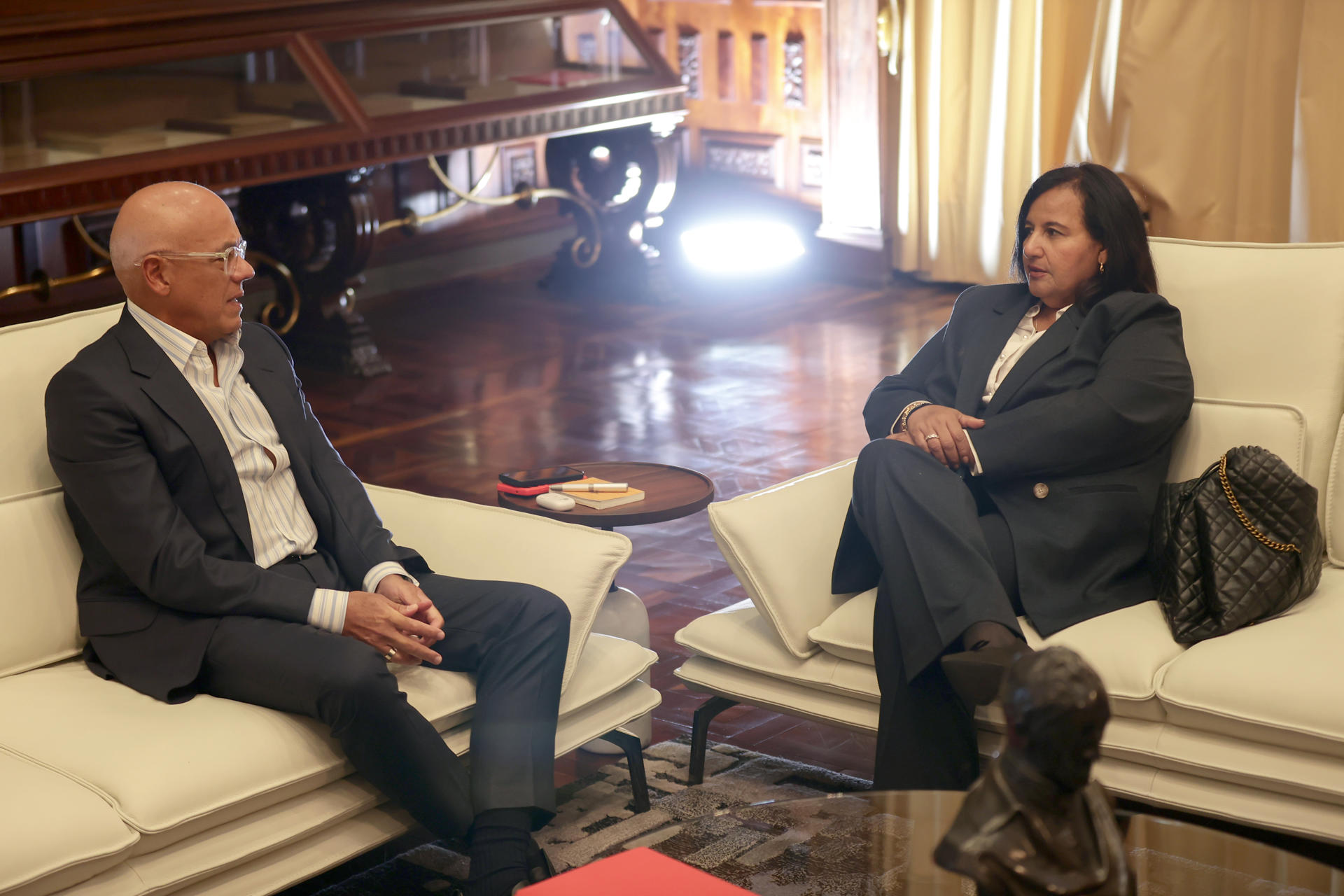 Diálogo entre el régimen de Delcy y la AN de 2015 iniciará formalmente en La Carlota este #6Ago