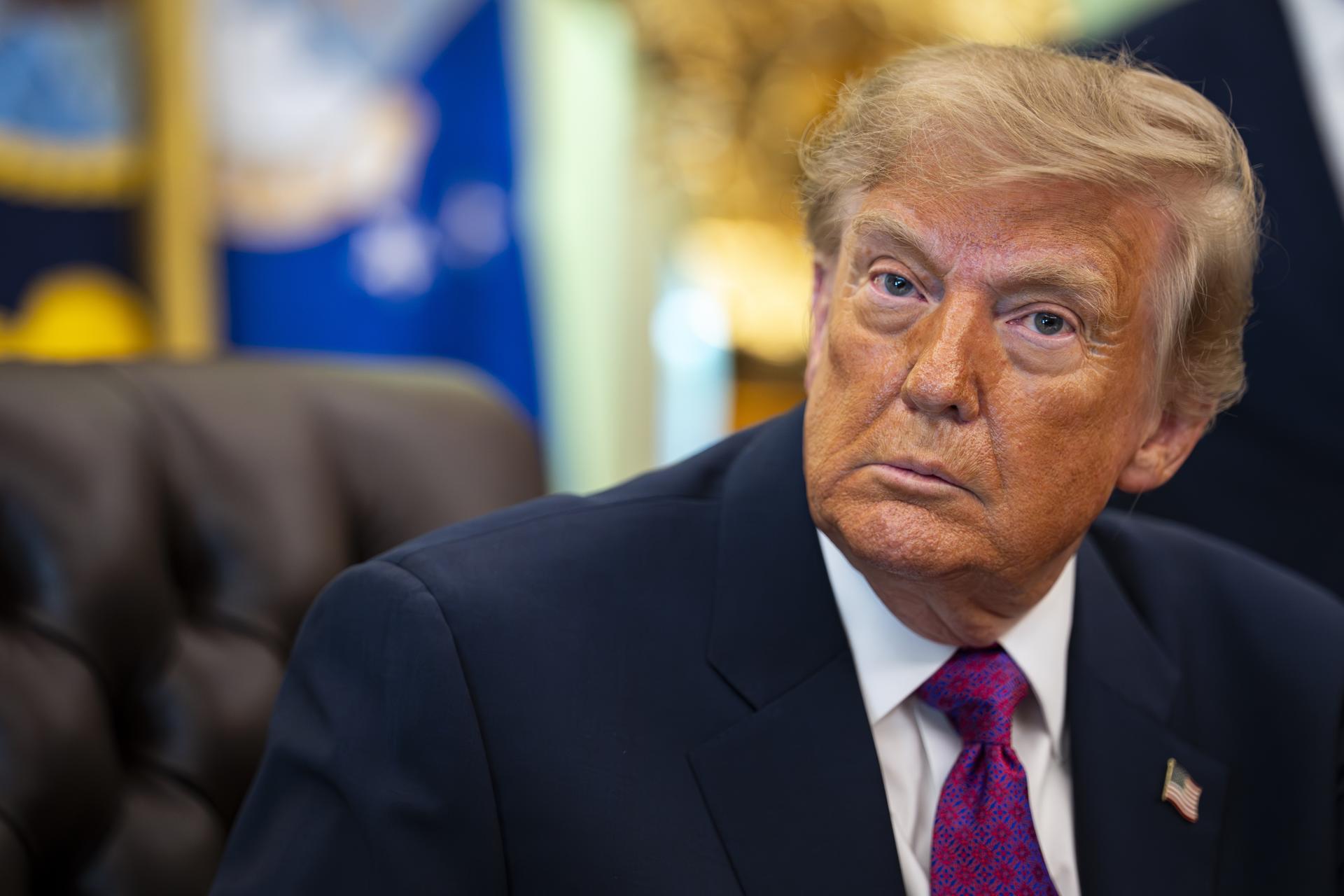 Trump presume de una encuesta que lo sitúa muy por encima de Lincoln y Washington