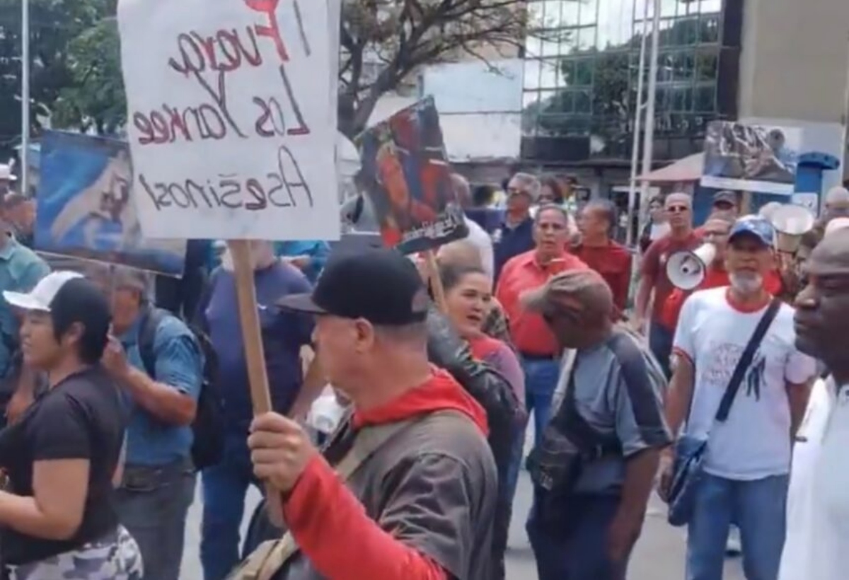 Chavistas se rebelaron contra Delcy Rodríguez y sus acuerdos petroleros con EEUU (VIDEO)
