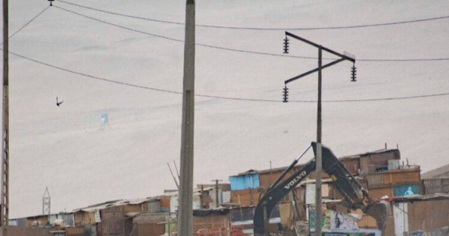 Venezolano murió al recibir una descarga eléctrica mientras robaba cables en Chile