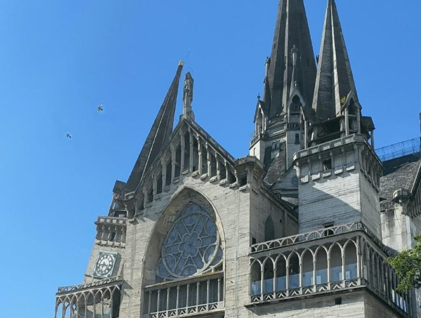 VIDEO: así fue el momento cuando el terremoto afectó la Catedral de Manizales en Colombia