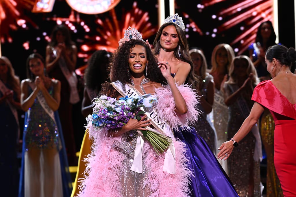 Justus Kelley hizo historia al convertirse en la primera madre y mujer casada en ganar Miss USA