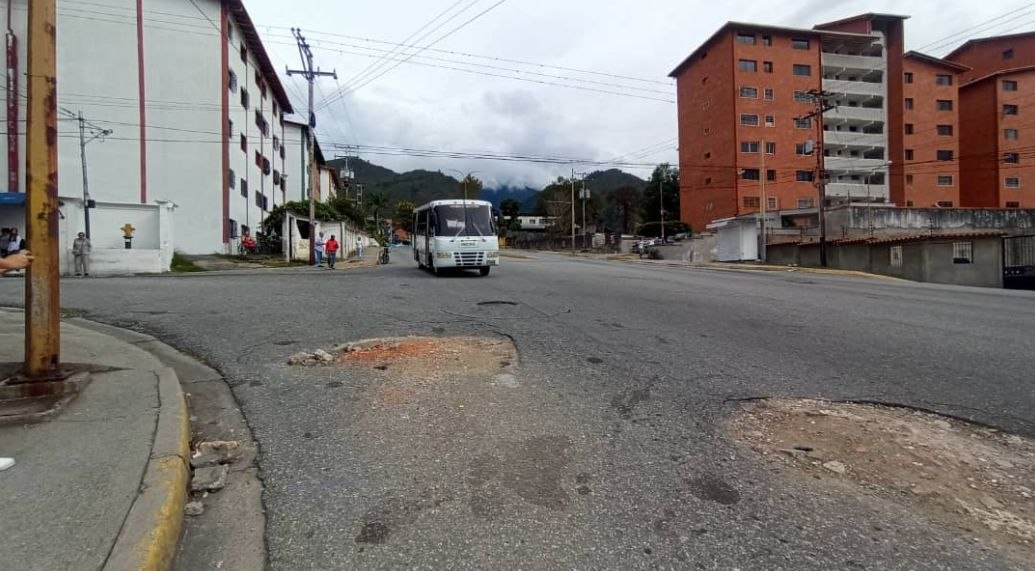 Mérida sobrevive entre el calvario cotidiano por el colapso en los servicios públicos y la economía deprimida