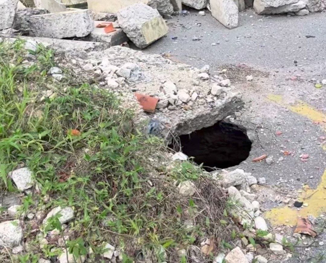 Tramo de la Av. Domingo Alberto Rangel en Tovar está "a un soplo" de desplomarse