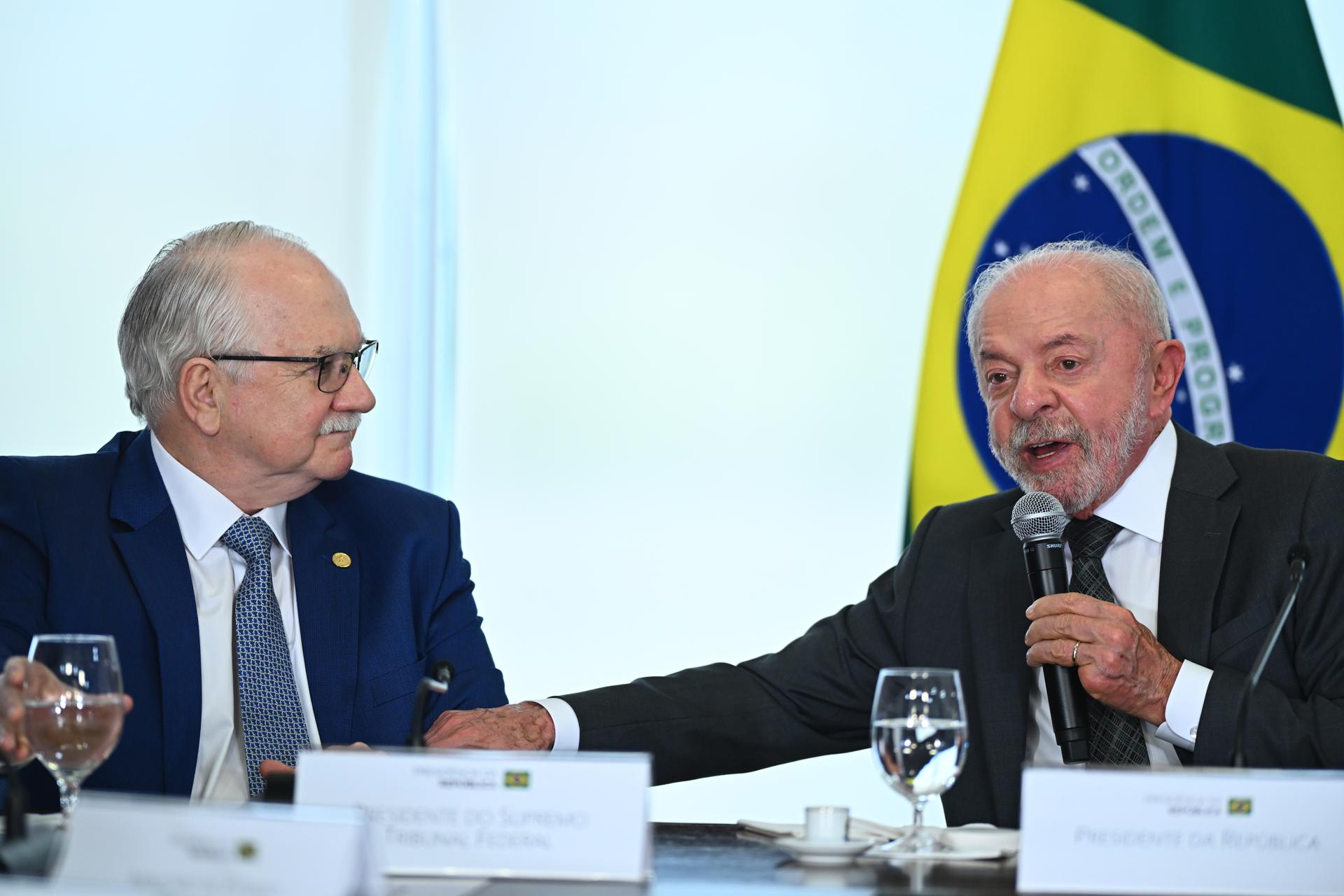 Lula teme que la democracia sea afectada por escándalos de corrupción en la Corte Suprema de Brasil