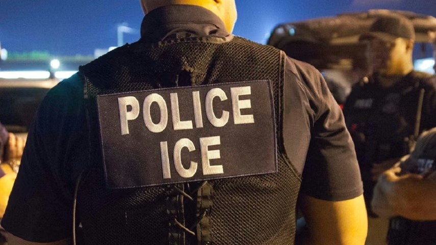 NYT: Una silenciosa oleada del ICE se desarrolló "en todas partes al mismo tiempo" este verano