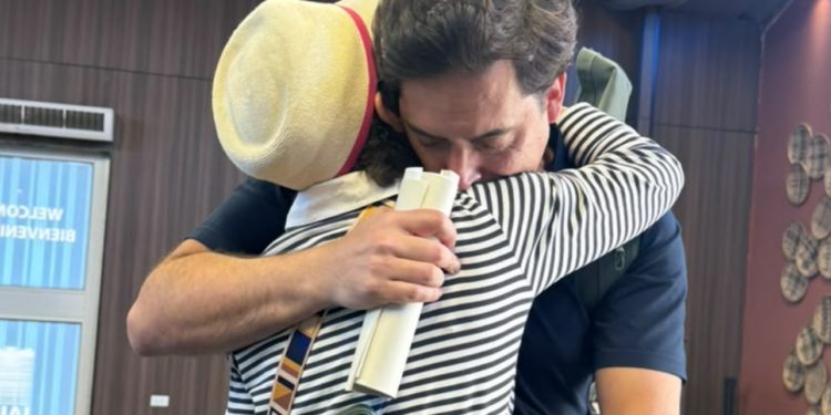 Defensor de DDHH Rodrigo Diamanti regresó a Venezuela tras once años de exilio