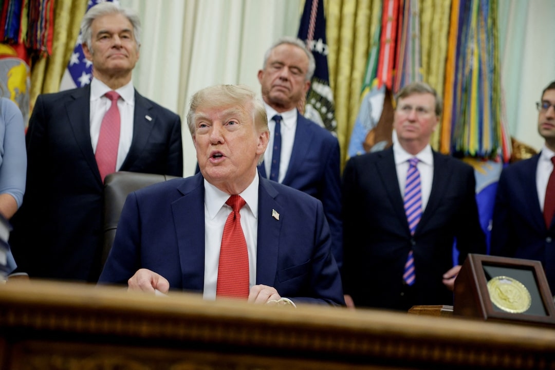 Donald Trump marcó distancia de María Elvira Salazar: "Sin mí ella no habría sido elegida" (VIDEO)
