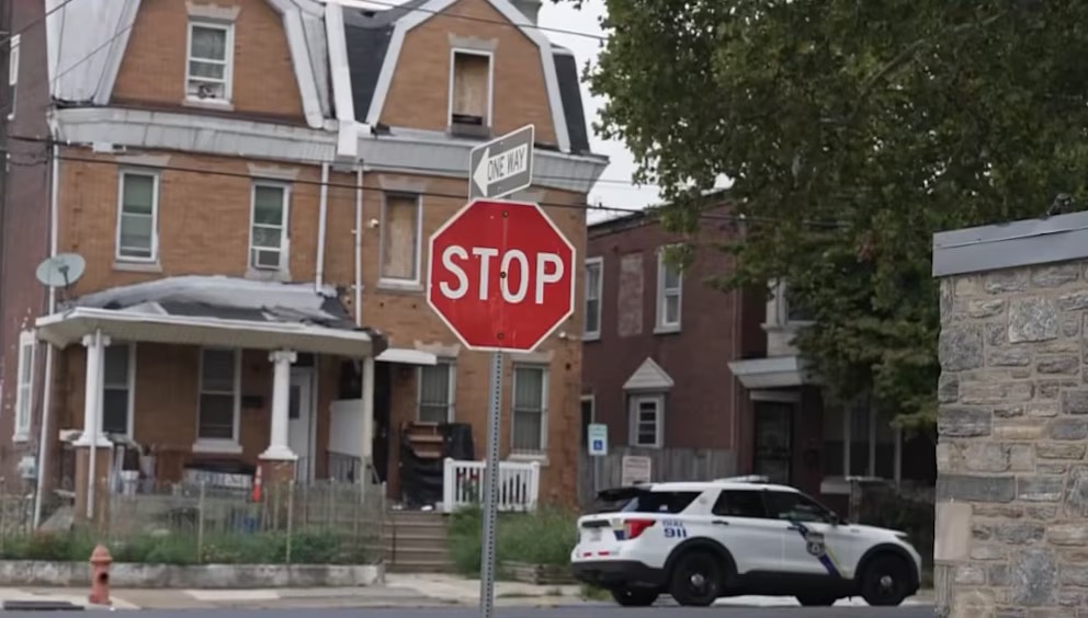 Comenzaron el desmontaje de la “casa del horror” en Filadelfia tras la desaparición de siete mujeres