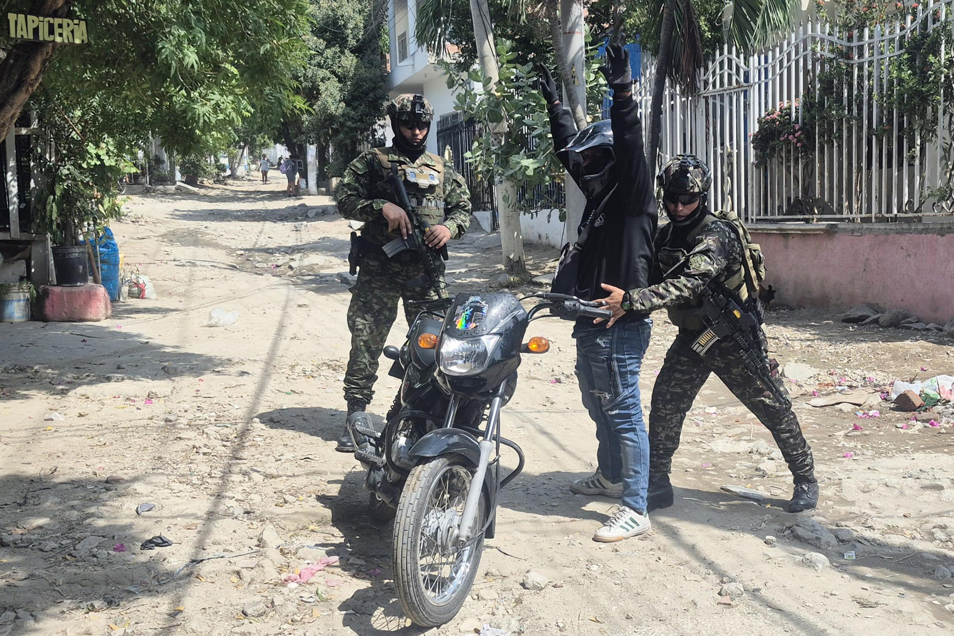Paramilitares desataron ola de violencia en Santa Marta tras muerte de alias "Cholo"