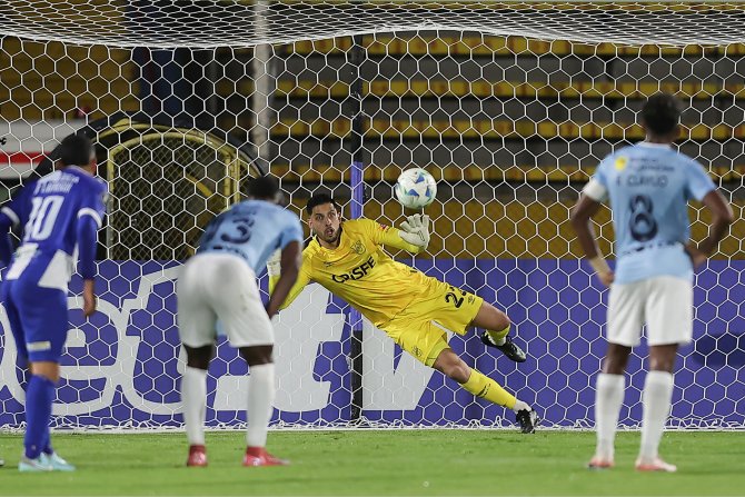 Emelec negocia la vinculación de arquero venezolano para la temporada 2027?
