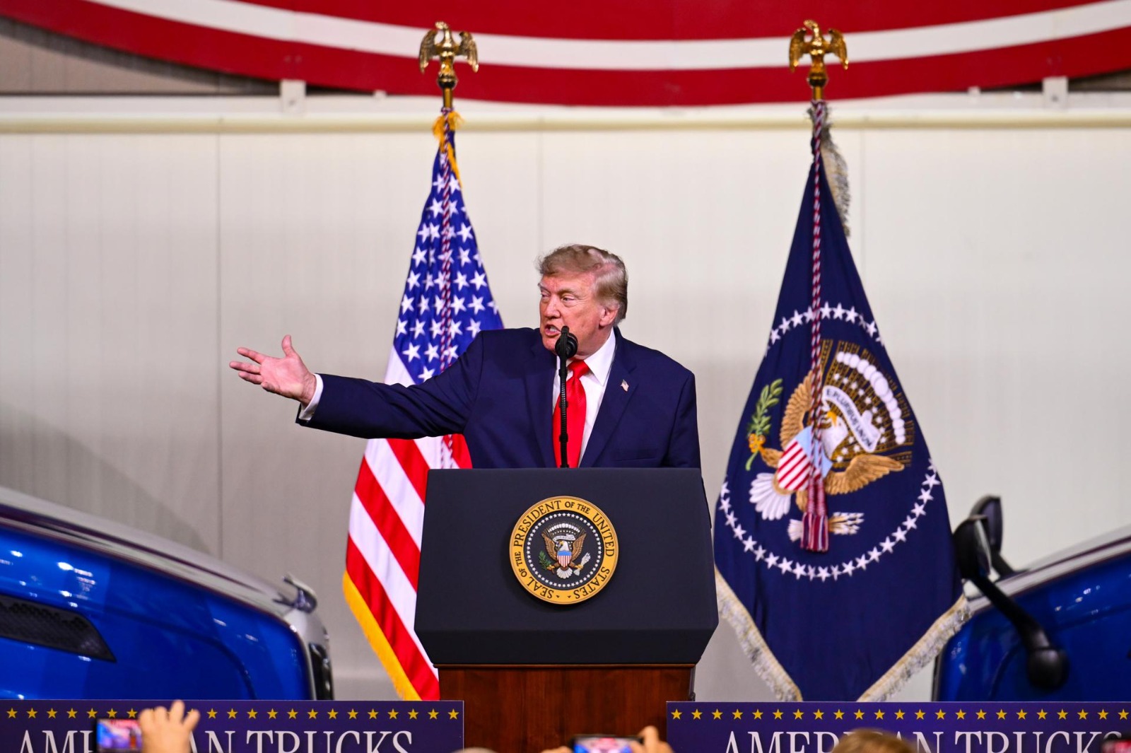Trump salió en defensa de su política migratoria: "Tenemos que hacer lo que tenemos que hacer"