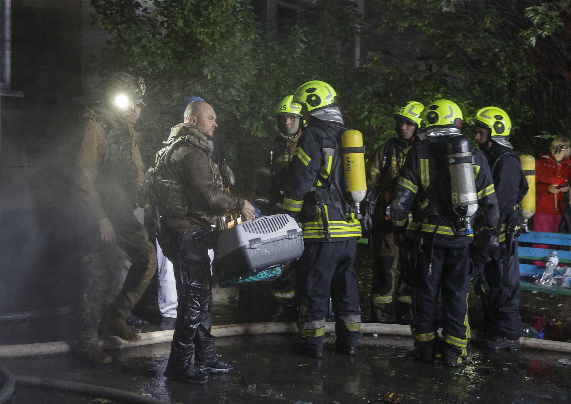 Rusia lanzó 39 misiles balísticos y 120 drones de ataque contra Ucrania: al menos cuatro muertos en Kiev (FOTOS)