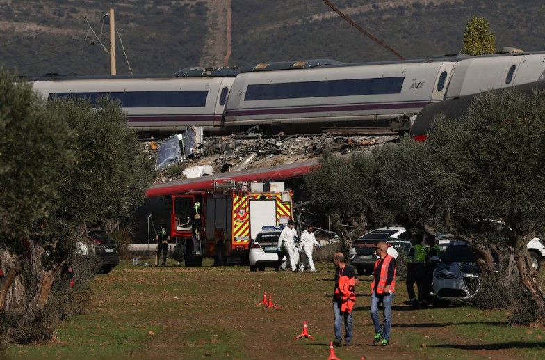 Mujer sobrevivió a la tragedia ferroviaria de Adamuz y salió ilesa del choque de trenes en Toledo