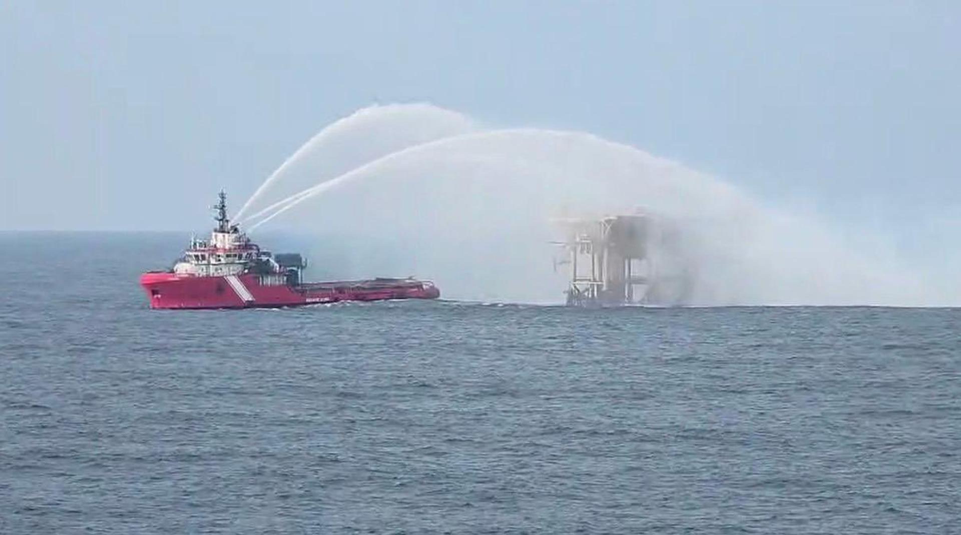 Pemex reportó incendio en una plataforma del golfo de México (VIDEO)