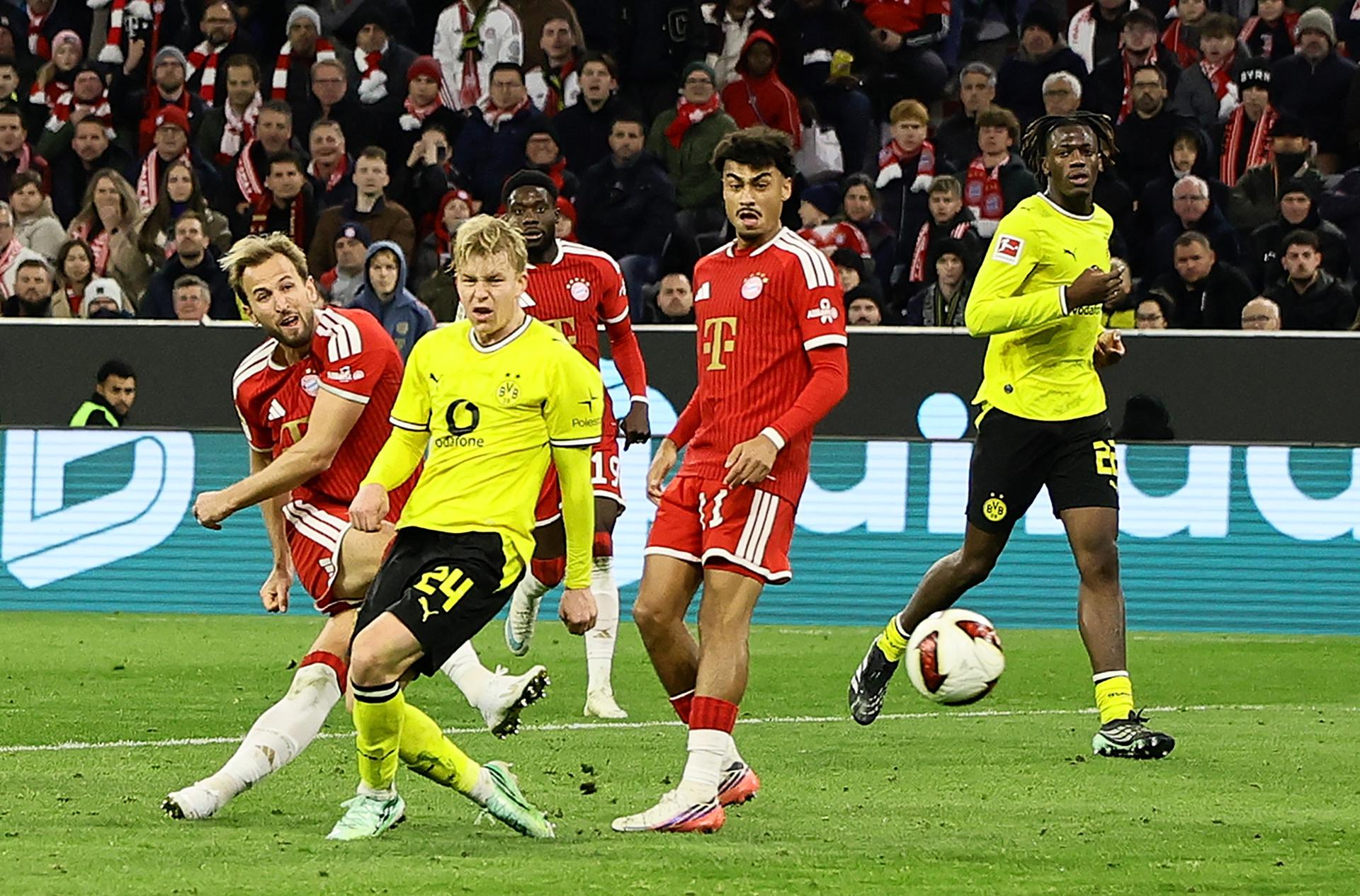 Bayern y Dortmund igualaron en un clásico alemán lleno de emociones