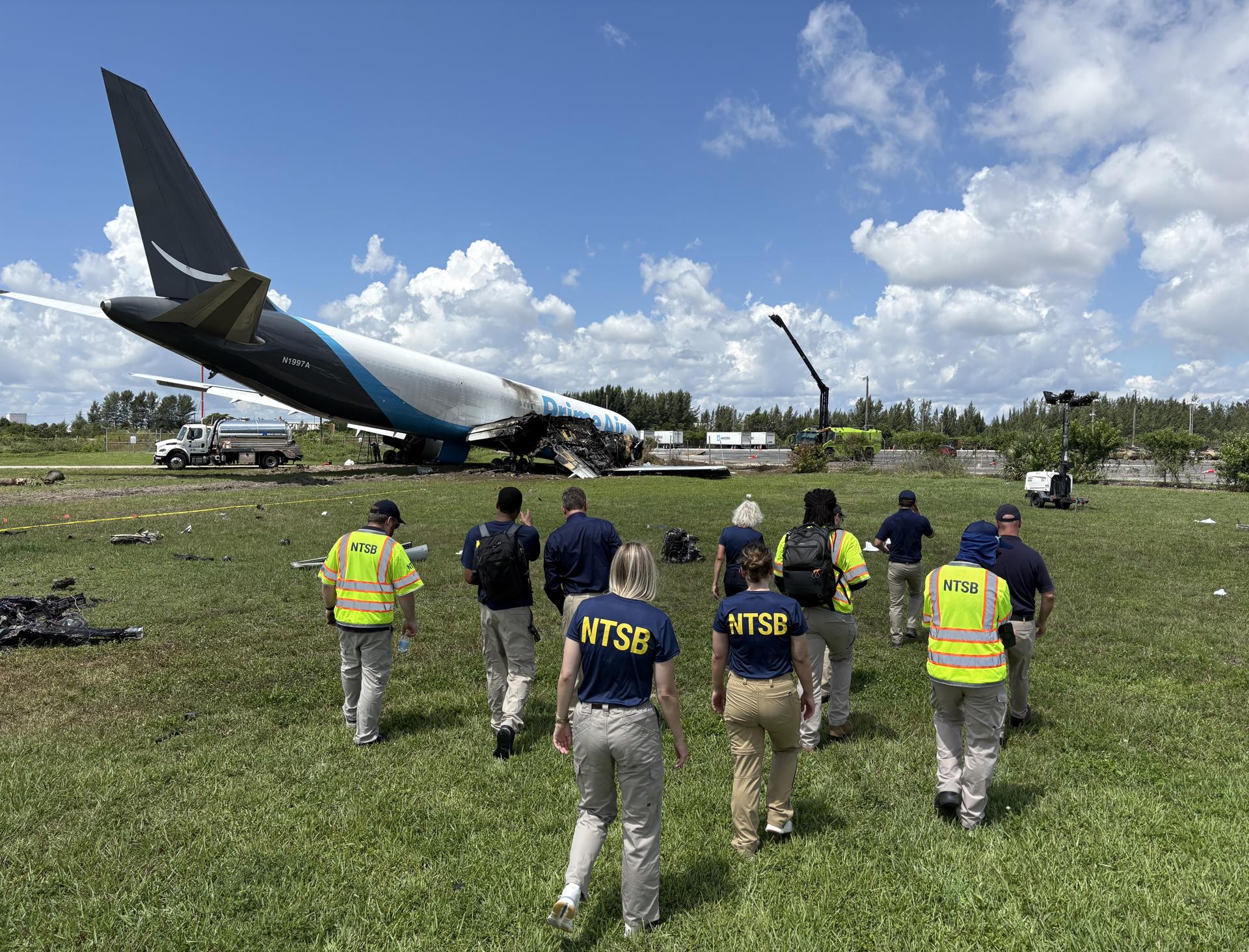 El impactante informe sobre el avión de Amazon Air que arrolló a cinco cubanos en Miami