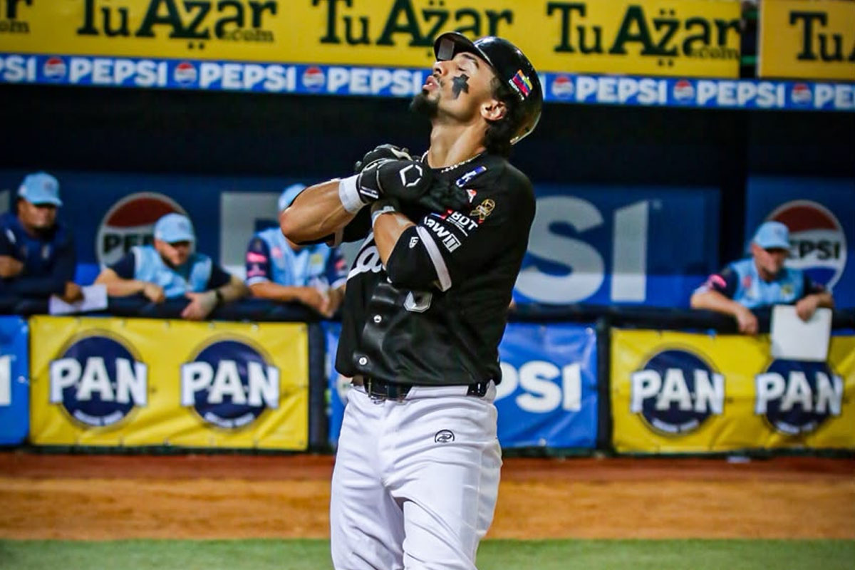 Magallanes sigue sin encontrar el rumbo: Caribes lo castigó a jonronazos en Puerto La Cruz