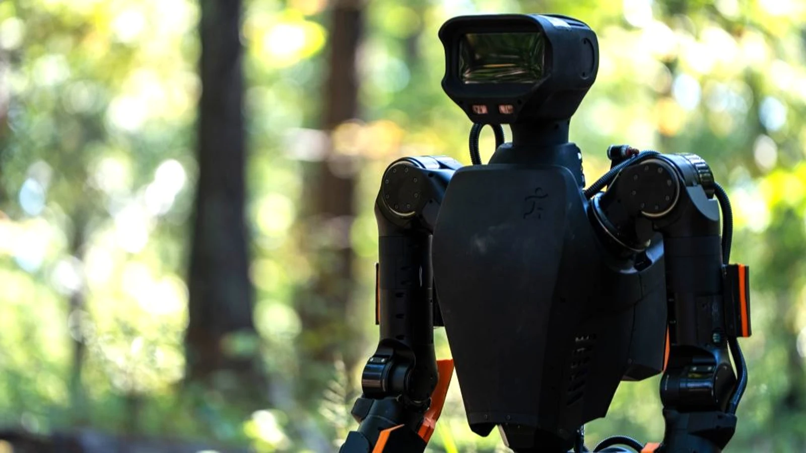 Ejército de EEUU apuesta por Alex, un robot humanoide con protección balística para misiones peligrosas