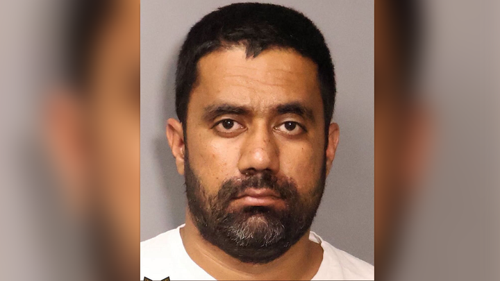 Dijo que el ICE se había llevado a su esposa en California, pero en realidad la había asesinado