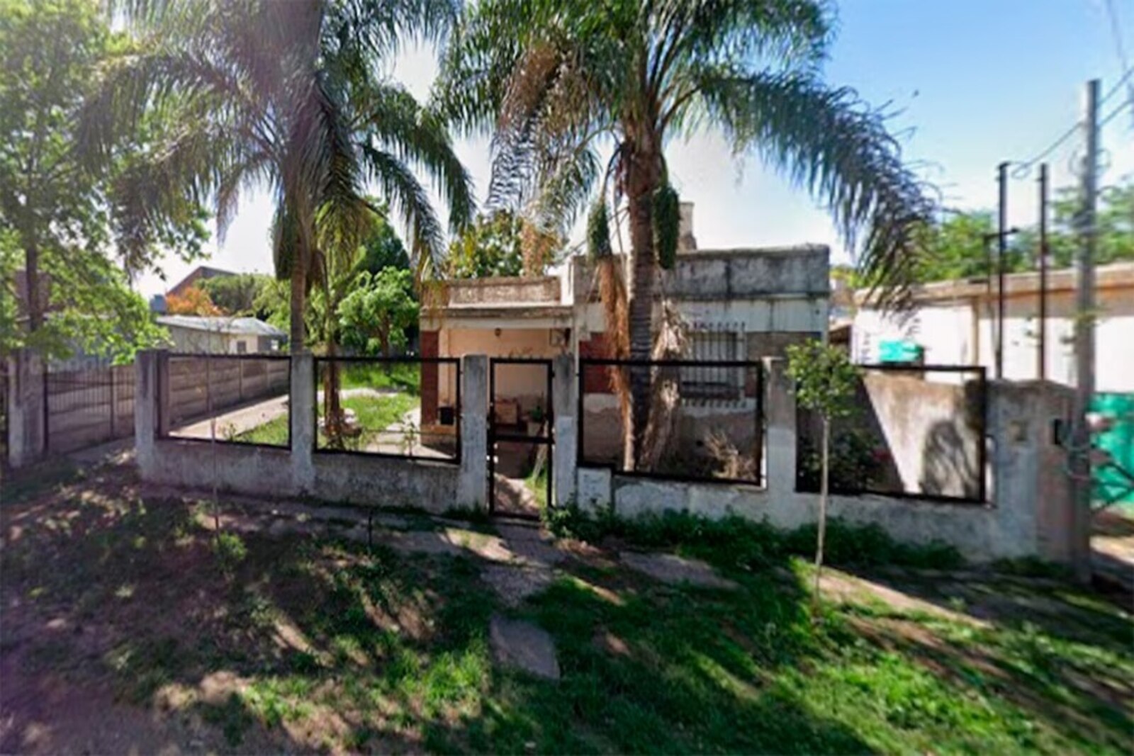 Casa de Mariano Acosta, en Merlo, donde fue hallada muerta una familia venezolana