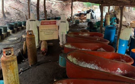 México desmanteló laboratorio clandestino y decomisó 1,3 toneladas de droga (VIDEO)