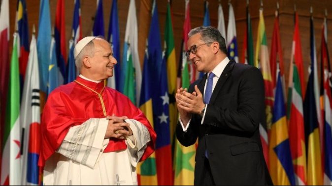 ¿Qué significa ser humano? León XIV interpela a la Unesco