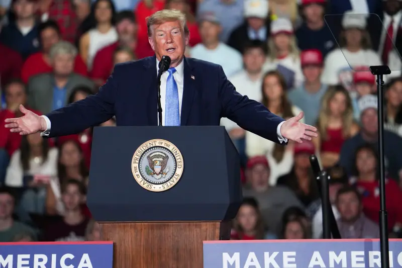 Trump prohibirá usar el término inteligencia artificial en EEUU por su "imprecisión"